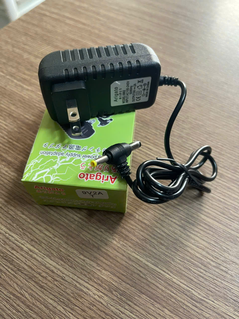 adapter-9v-2a-2-dau